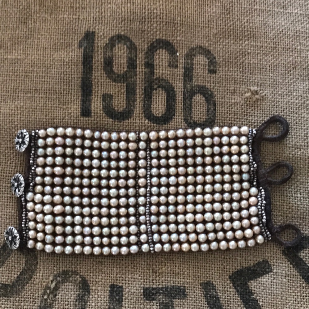 Love Heals Xen Pearl Cuff~